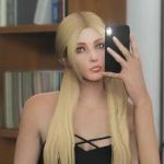 Lily Profile Picture